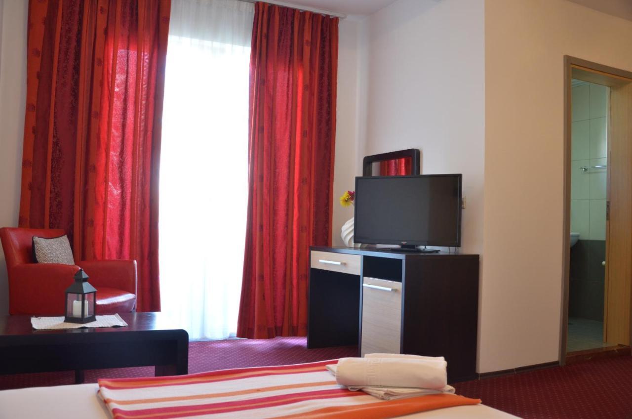 Hotel Salute Budva Exterior foto